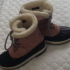 Girls snow boots